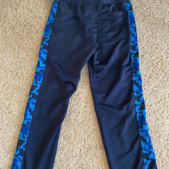 GYMBOREE SIZE L10-12 BLUE CAMOUFLAGE PANTS - Picture 5 of 5